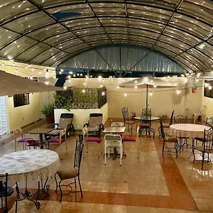 La Rosario Hostel